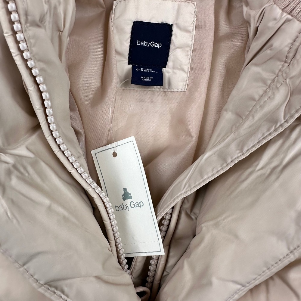 babyGap Puffer Coat Hooded Quilted Cream Baby Girls 0 6 Months - Picture 4 of 8